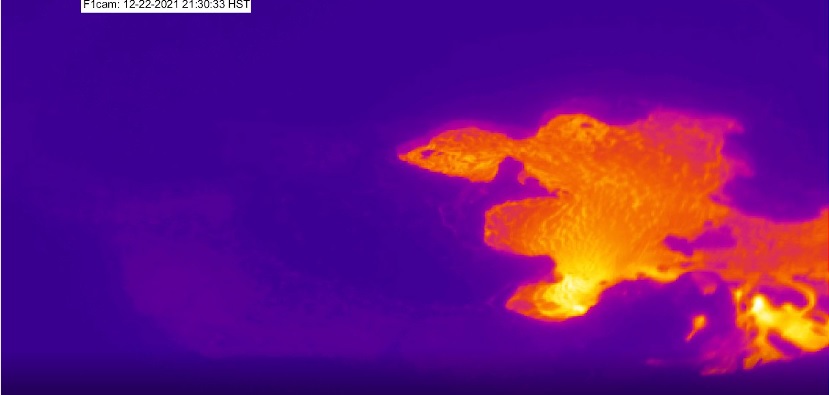 Lava flows are back in Halema'ma'u crater (image: Hawaii Tracker)