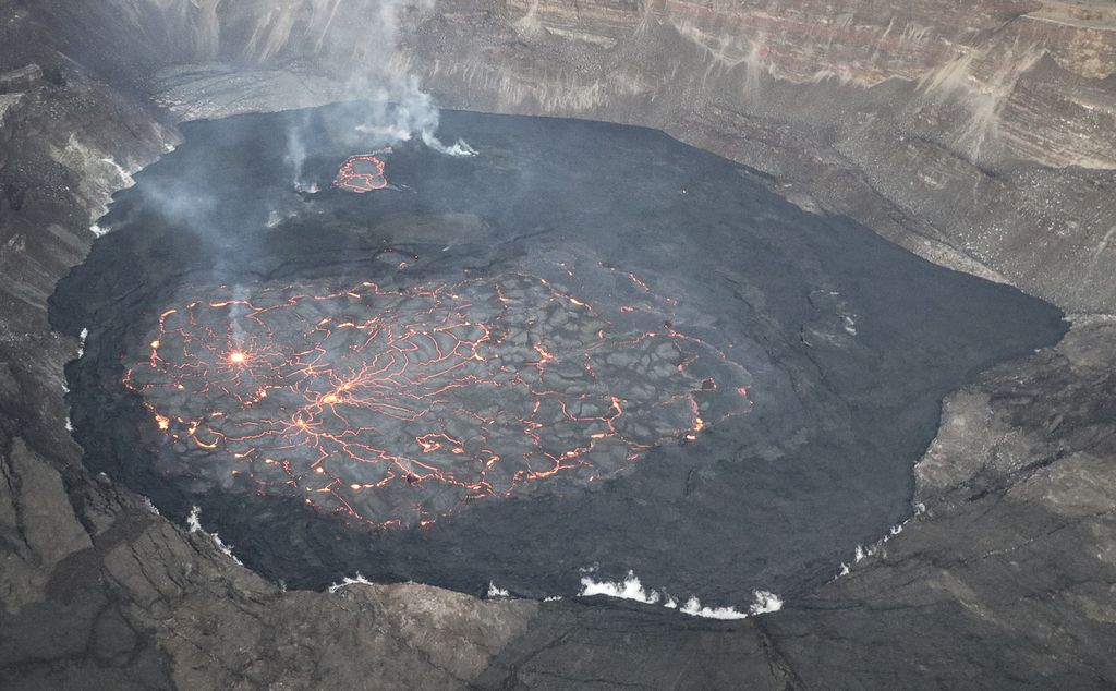 Aerial view of the current lava lake within Halemaʻumaʻu crater (image: HVO)