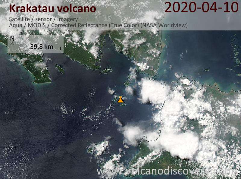 Satellitenbild des Krakatau Vulkans am 10 Apr 2020