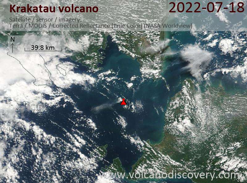 Satellitenbild des Krakatau Vulkans am 19 Jul 2022