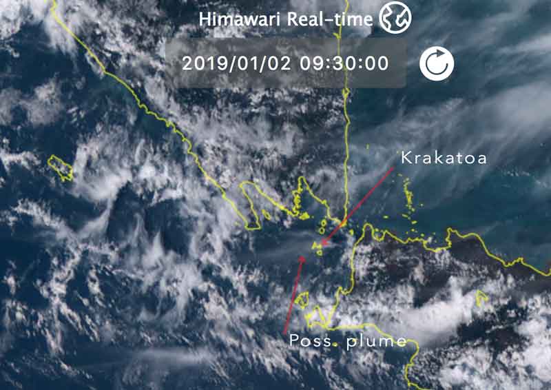 Krakatoa volcano and a possible steam/ash plume this morning on Himawari-8 satellite image