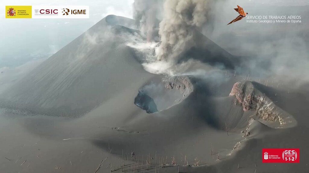 Aerial view of the erupting cone with several of its active or already inactive vents aligned (view is from the east)