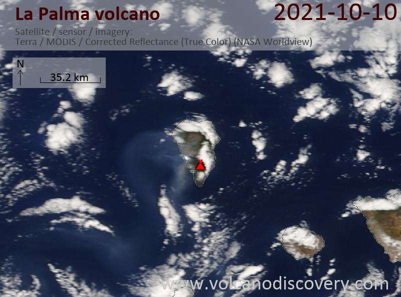 Satellite image of La Palma volcano on 10 Oct 2021