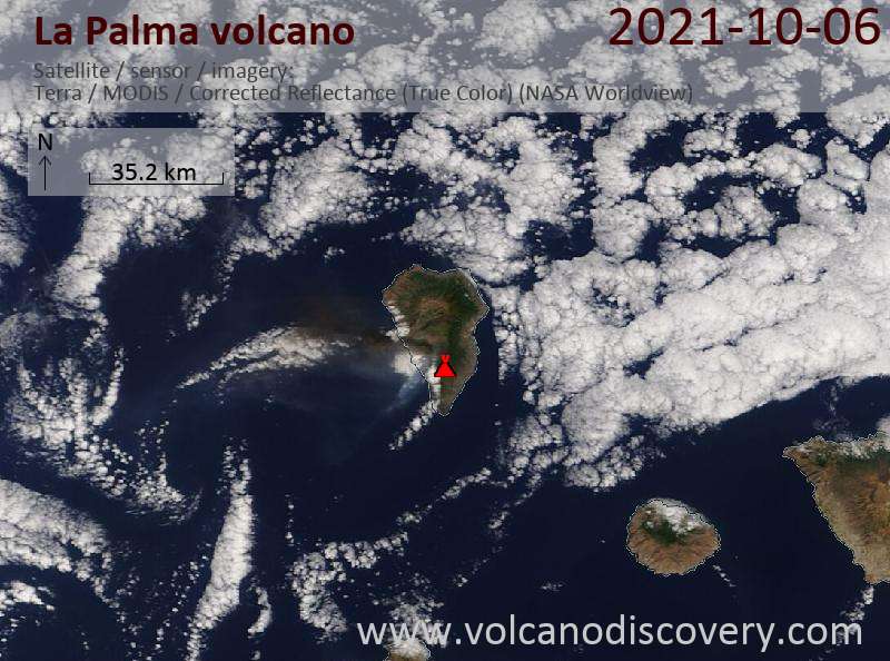 Satellite image of La Palma volcano on  6 Oct 2021