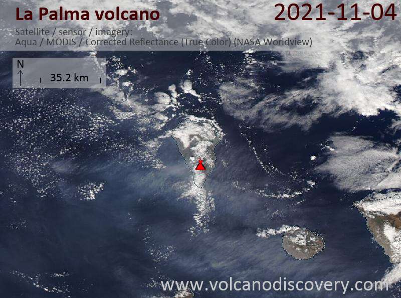 Satellite image of La Palma volcano on 5 Nov 2021