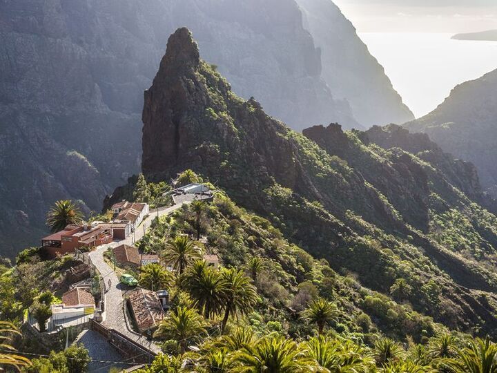 Ancient volcanic dike on Tenerife Island