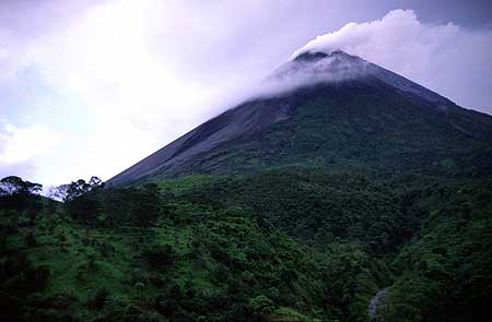  Merapi  volcano webcams  and live data seismic 