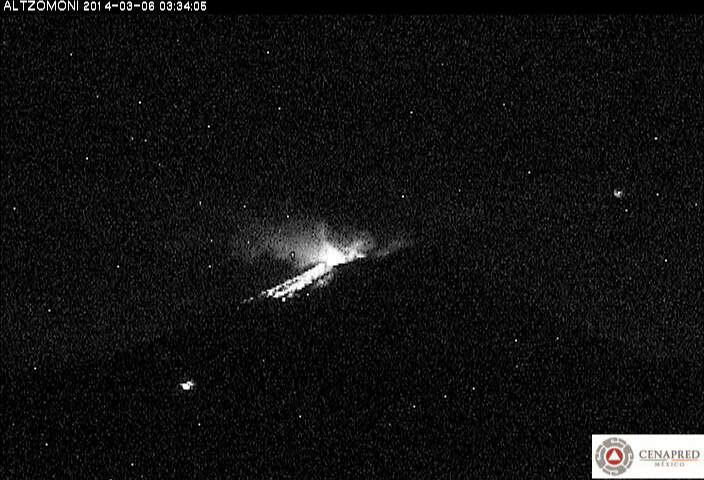Small explosion at Popocatépetl yesterday morning (CENAPRED)