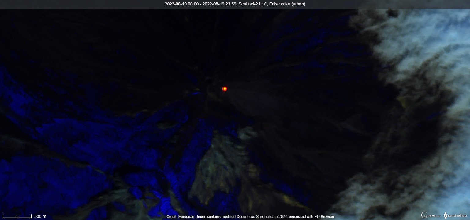 Thermal anomaly detected in the summit vent on 19 August (image: Sentinel 2)