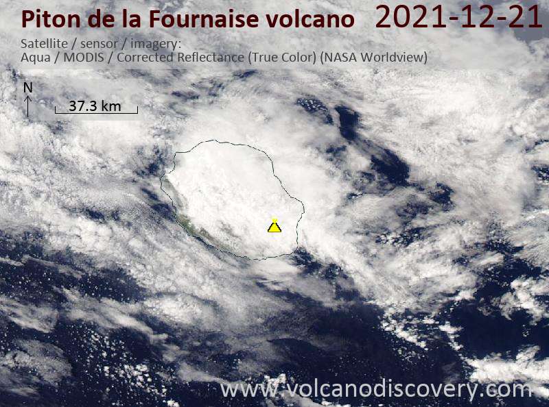 Satellite image of Piton de la Fournaise volcano on 22 Dec 2021