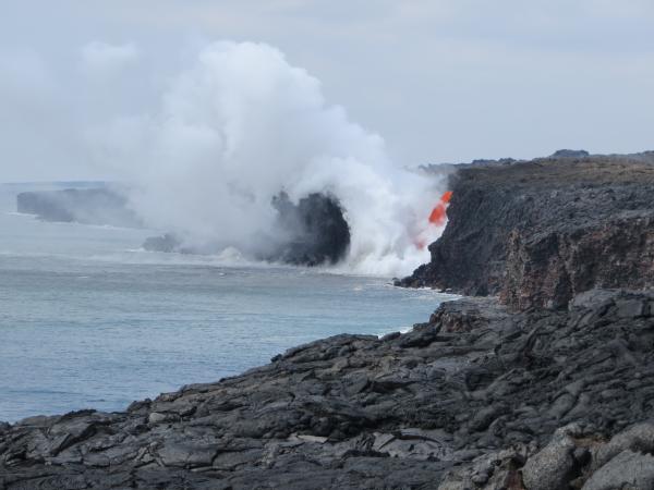 Lava hose at the sea entry after the collapse (HVO)