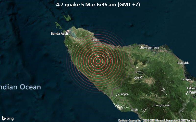 Gempa berkekuatan sedang dengan kekuatan 4.7 50 km barat daya Reulet, Indonesia / Dini hari / Penemuan gunung berapi