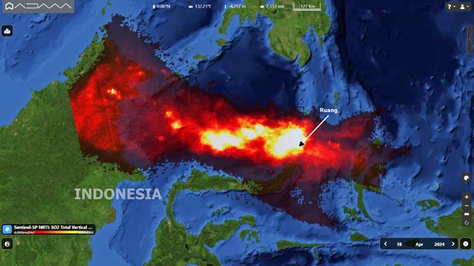 The eruption from Ruang volcano has been drifting westward over a vast area of Indonesia (image: ADAM Platform)