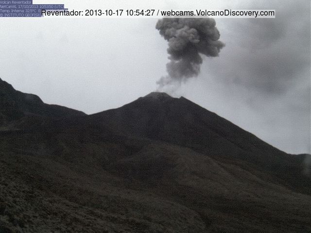 Ash explosion at Reventador volcano this morning