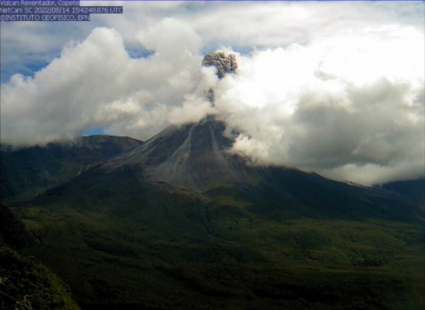 Vulcanian activity at Reventador volcano yesterday (image: IGEPN)