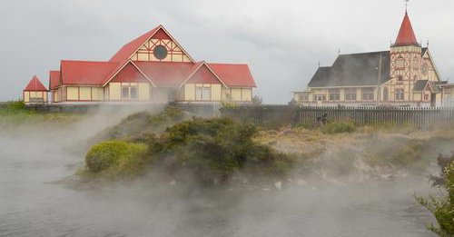 Area near yesterday's steam eruption in Rotorua Lake (image: newshub.co.nz / twitter)