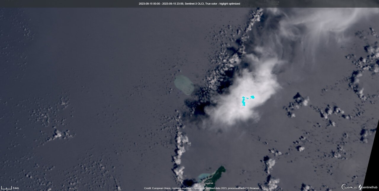 Sentinel-3 OLCI satellite image displaying a discolored water from the submarine eruption of Ruby (image: Sentinel-3 OLCI)