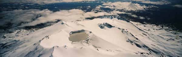 The Ruapehu crater lake during winter. (image: GNS Science)