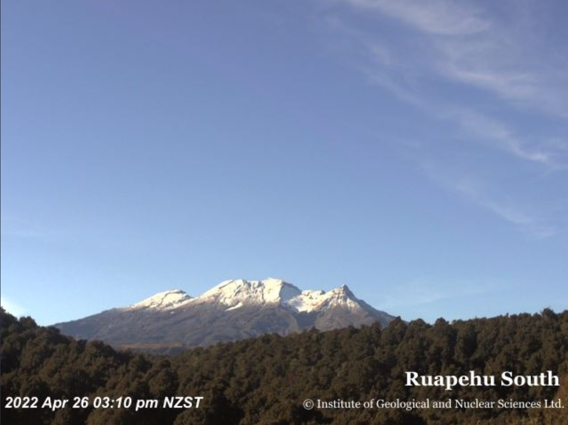 Ruapehu volcano this afternoon (image: GNS)