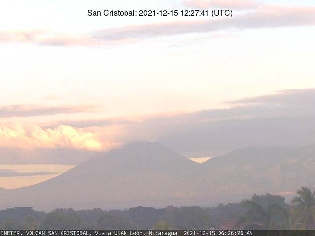 San Cristobal volcano one hour after eruptions ended (image: INETER)