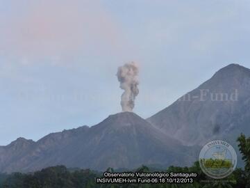 Explosion at Santiaguuito this morning
