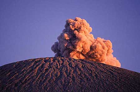 Eruption from Semeru's summit at dawn (3)
