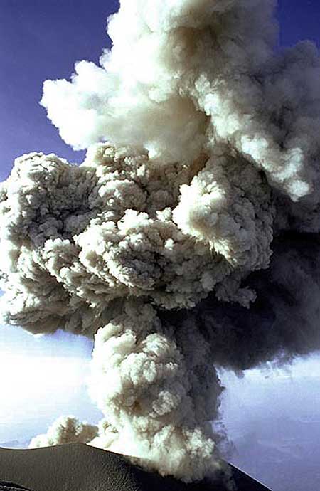 Ash eruption at Semeru (6)