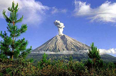 Semeru volcano, East Java (Indonesia)