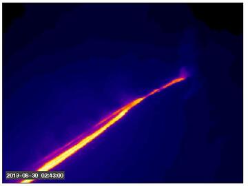 The lava flow on the southern Sciara reaching the sea this morning (image: LGS webcam at Punta Corvo)