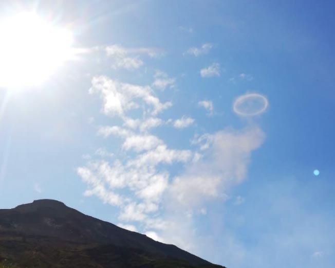 Enormous, perfect smoke ring rising from Stromboli this afternoon (image: Barbara Engele)