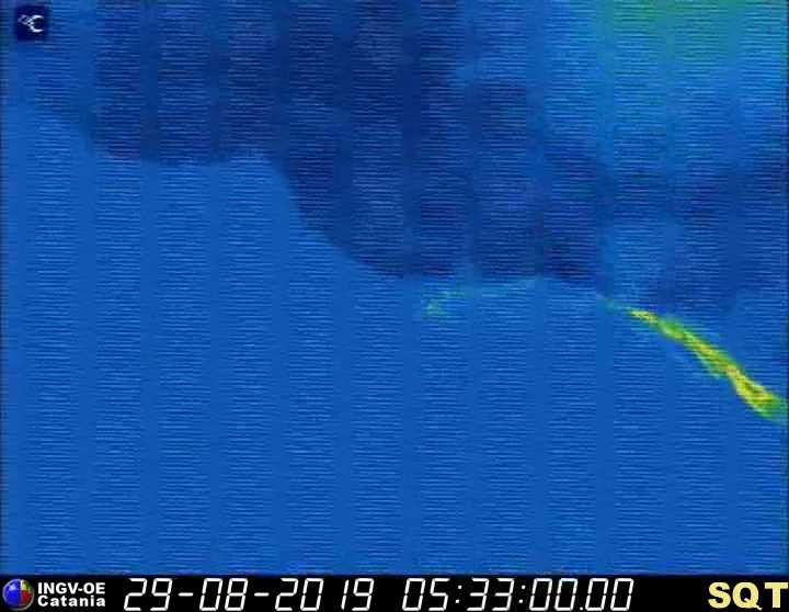 Thermal view of the upper Sciara and NE crater area this morning (image: INGV Catania thermal webcam)