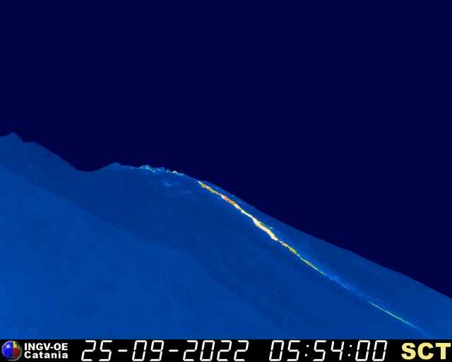 Thermal image of the lava flow at Stromboli volcano in the early morning (image: INGV)