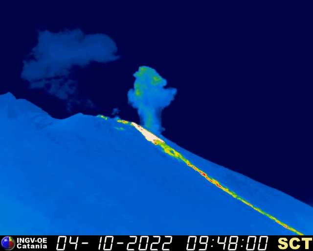 New lava flow at Stromboli volcano this morning (image: INGV)