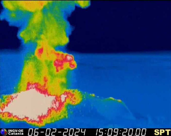 Thermal image of the powerful eruption at Stromboli today (image: INGV)