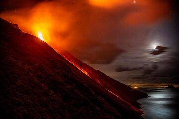 The lava flow on Stromboli's Sciara del Fuoco last evening