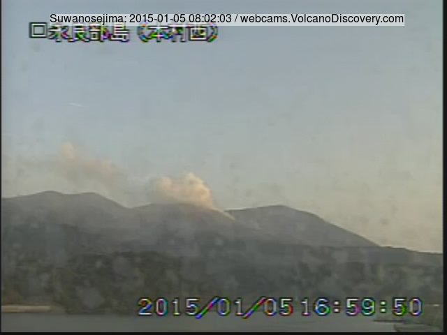 Small plume from Suwanosejima volcano this morning