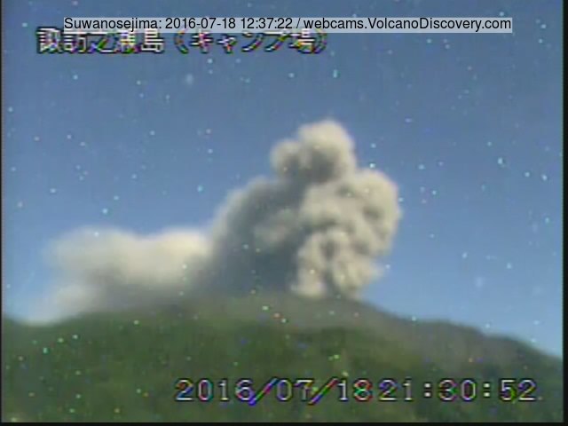 Ash plume from an explosion at Suwanose-jima volcano today (JMA webcam)