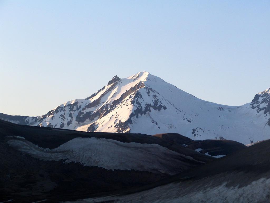 Trident volcano (image: Alaska Volcano Observatory)