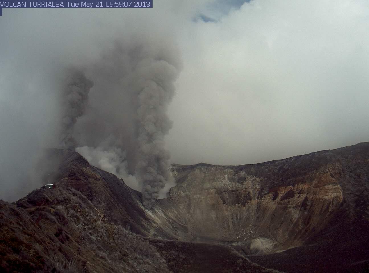 Ash emissions from Turrialba volcano (OVSICORI webcam)