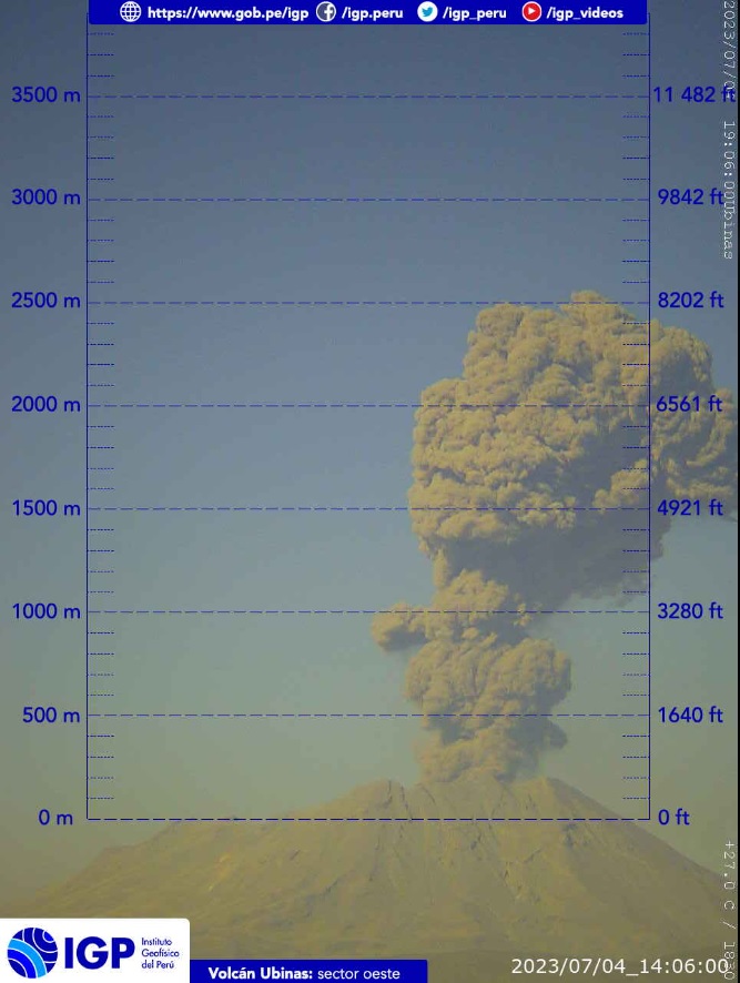 Powerful eruption from Ubinas volcano yesterday (image: IGEPN)