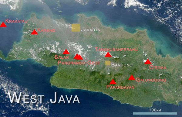 Carte montrant les volcans de java ouest, basée sur l'imagerie satellitaire de la NASA.