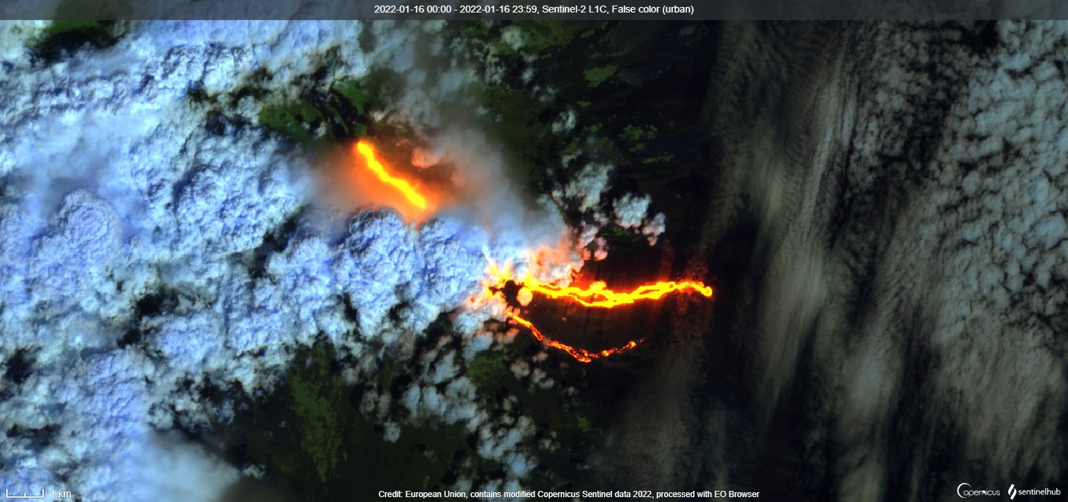 Two active lava arms at Wolf volcano (image: Sentinel 2)