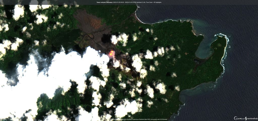 Summit glow suggests the ongoing eruptive activity at Yasur volcano (image: Sentinel 2 L2A, True Color + IR highlights)