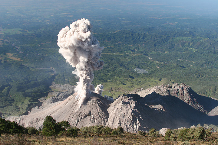 14-days study trip and expedition to the active volcanoes of Guatemala