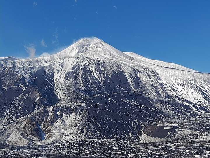 Etna's SE crater 10 January 2023 (image: Thomas Hoyer)