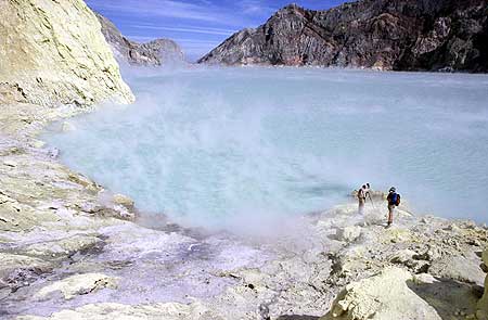 Ijen's crater lake
