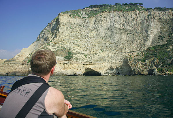 Boat tour along the spectacular Posillipo coast