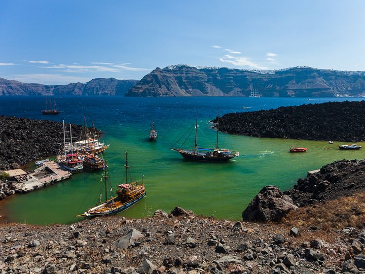 The Erinia bay on Nea Kameni