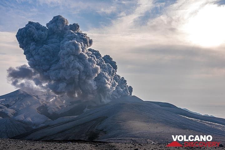 Ebeko volcano eruption