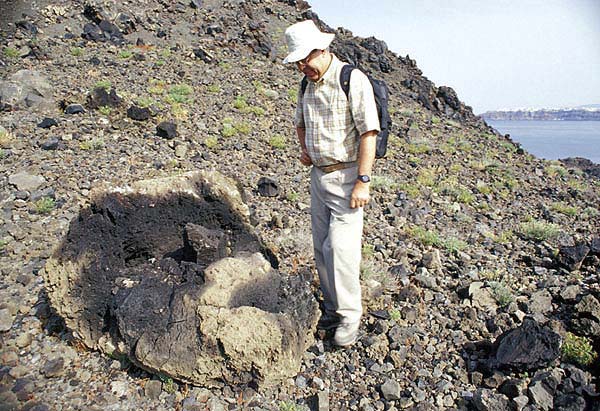 Bombe volcanique sur Nea Kameni